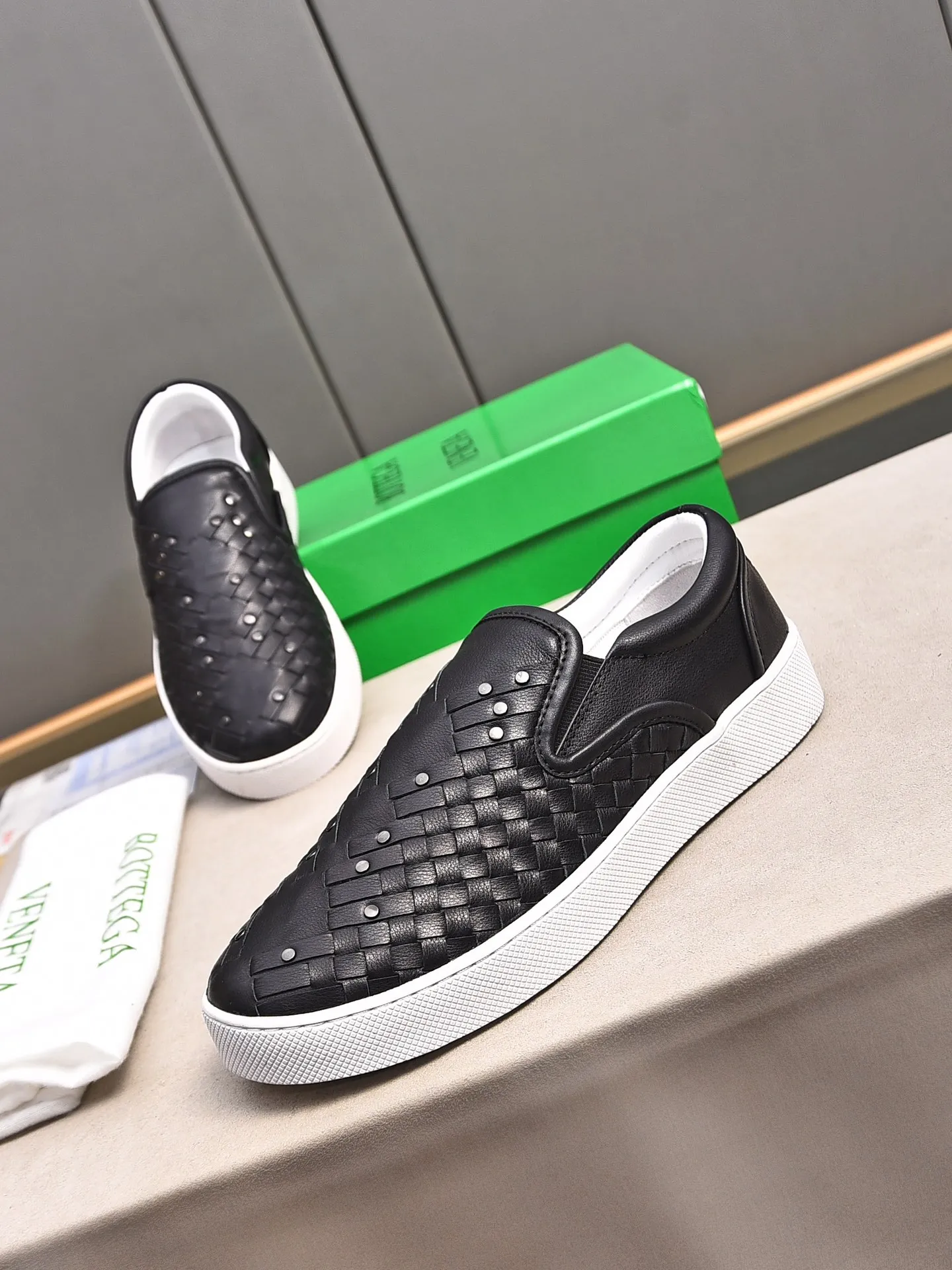 Men's Men's Shoes💰520 [Hot Diamond Sleeves Series] BOTTEG* VENET* - high-end boutique Size: 38-44 (45 customized) BV new product, first-layer cowhide artificially woven classic style harmoniously blends with contemporary fashion temperament, rubber soles are light and flexible, water-dyed sheepskin pads! [Taobao, Tmall, and live streaming are the first choices]